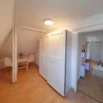 Charmante Maisonnette-dachgeschosswohnung In Zentraler Lage شقة روستوك