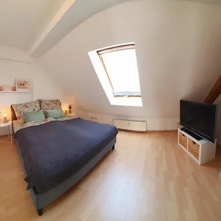 شقة Charmante Maisonnette-dachgeschosswohnung In Zentraler Lage روستوك