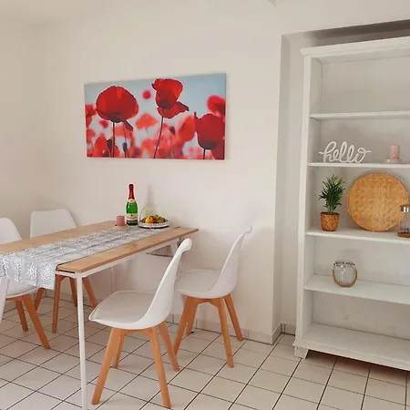 Apartmán Charmante Maisonnette-dachgeschosswohnung In Zentraler Lage